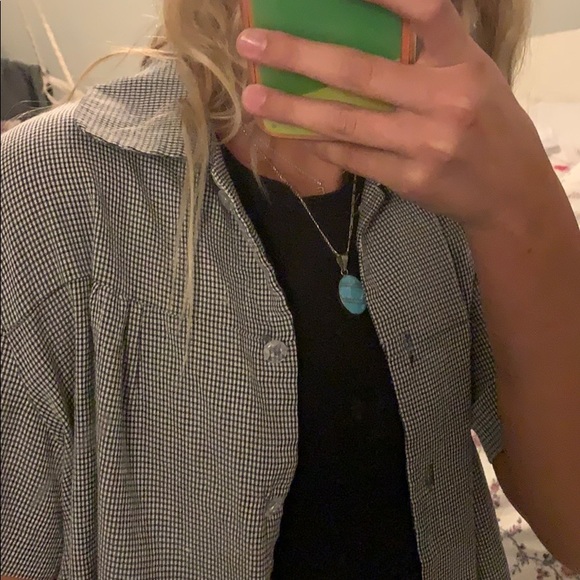 Button up - Picture 3 of 4